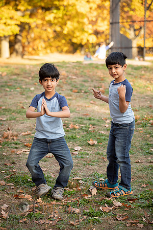 201107MukherjeeFamilyPOR-012