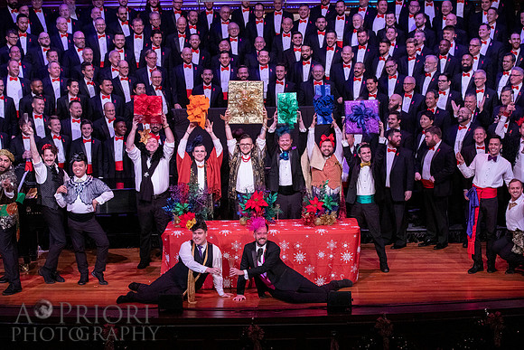 191221GMCSuperGayXMasPER-130-2