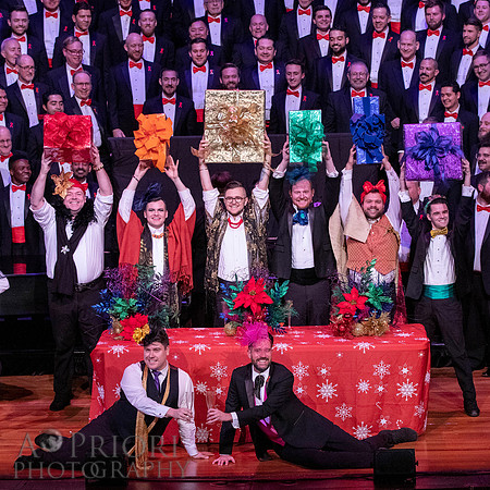 191221GMCSuperGayXMasPER-130