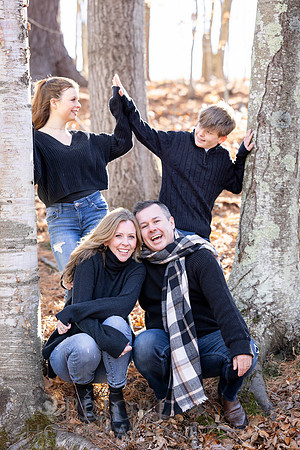 241124FinneganFamilyPOR-061
