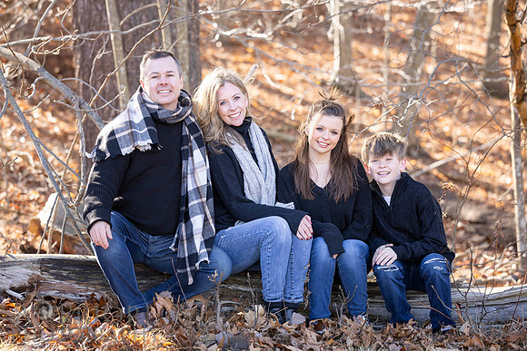241124FinneganFamilyPOR-075