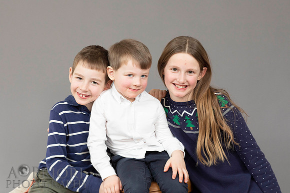 230212TurnbullFamilyPOR-097