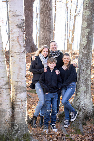 241124FinneganFamilyPOR-043