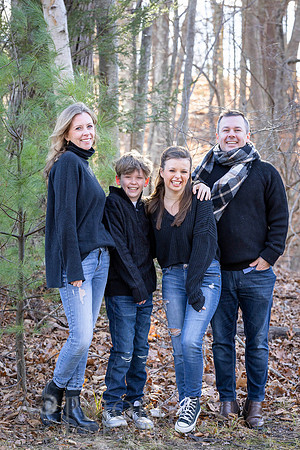 241124FinneganFamilyPOR-031