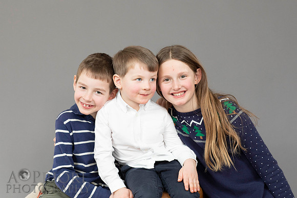 230212TurnbullFamilyPOR-099