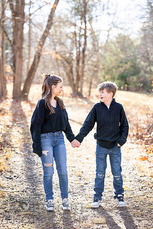 241124FinneganFamilyPOR-105