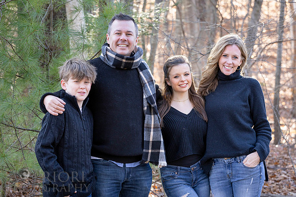 241124FinneganFamilyPOR-007