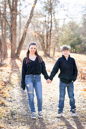 241124FinneganFamilyPOR-099