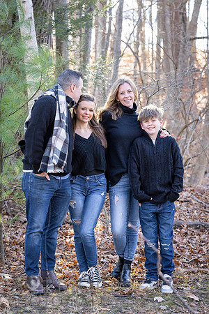 241124FinneganFamilyPOR-013