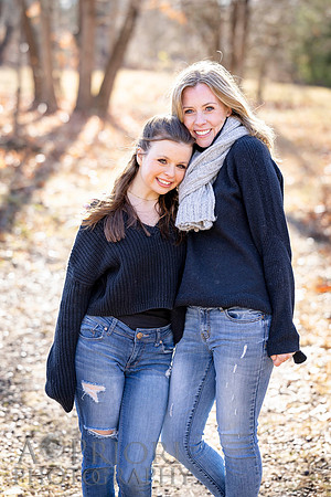 241124FinneganFamilyPOR-159