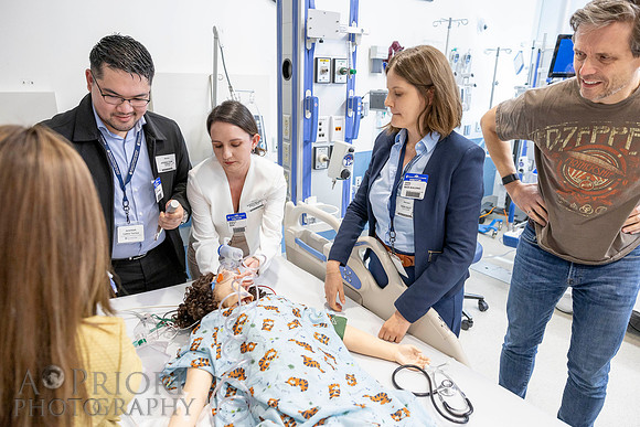 241024BCHIntelHealthEduSimulationEVT-178