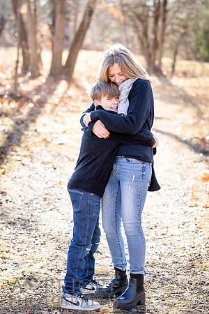 241124FinneganFamilyPOR-162