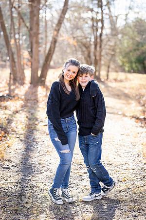241124FinneganFamilyPOR-109