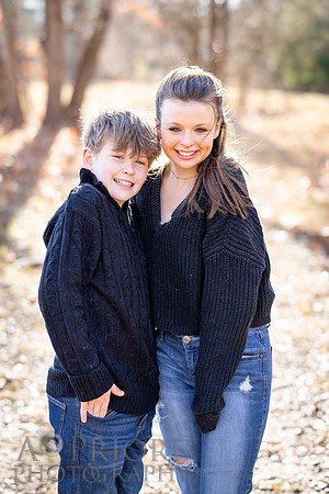 241124FinneganFamilyPOR-119