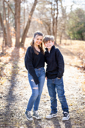 241124FinneganFamilyPOR-113