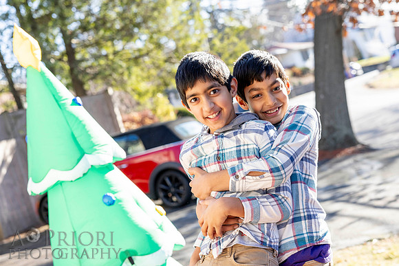 241208MukherjeeFamilyPOR-056