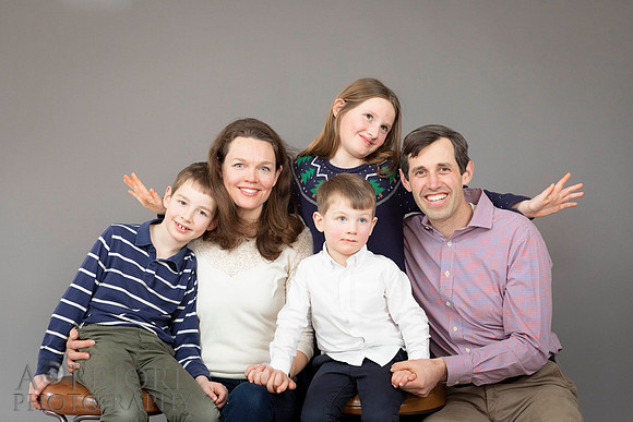 230212TurnbullFamilyPOR-093