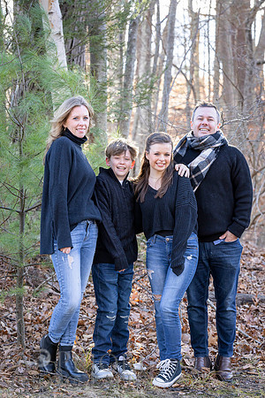 241124FinneganFamilyPOR-032