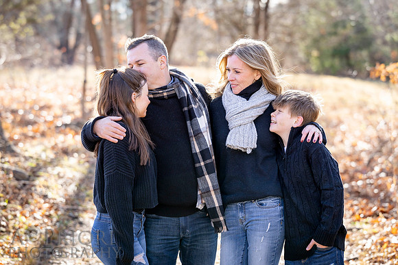 241124FinneganFamilyPOR-140