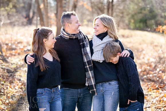 241124FinneganFamilyPOR-141