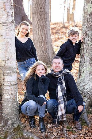 241124FinneganFamilyPOR-057